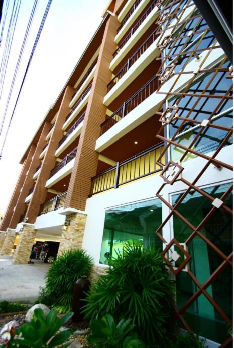 The Icon Place 2 @ Nurn Plub Wan Ban Map Yai Lia Bagian luar foto